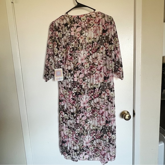 LuLaRoe Shirley Kimono NWT Floral Cover Up Size S - Picture 2 of 7